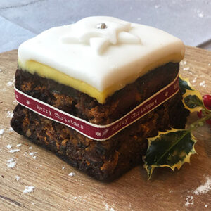 Denstone Hall Christmas Cake (small)